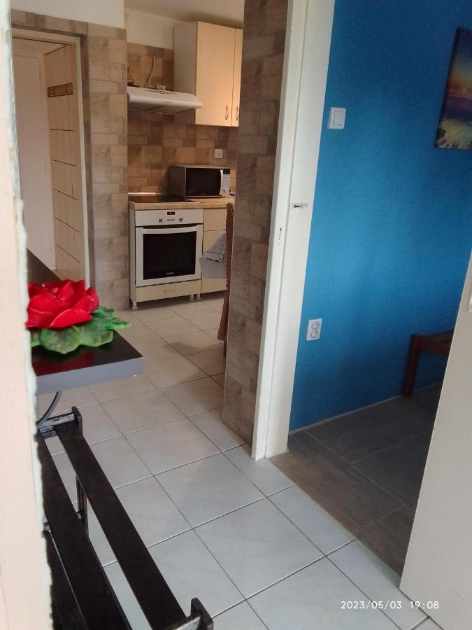 Antonia Family House Near Airport Διαμέρισμα Πόρτο Ράφτη Εξωτερικό φωτογραφία